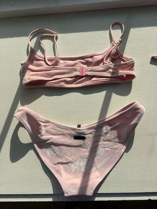 Triangl light pink velvet bikini - Picture 2 of 5
